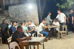 Gömeç’te siyasiler yangın mağdurlarını yalnız bırakmadı