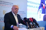 HAK-İŞ Genel Başkanı Mahmut Arslan: "Taşeronda tarih yazdık, şimdi sıra ev işçilerinin haklarında" 