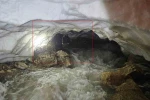 Hakkâri’de karla kaplı vadide umut operasyonu 