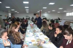 Hıdırellez şenliklerinde yüzlerce vatandaşa yemek verildi 