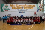 İlkadım’dan sporculara eğitim desteği 