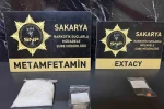 İstanbul’dan Sakarya’ya uyuşturucu getiren 3 şüpheli tutuklandı 