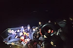 İzmir açıklarında 14 göçmen kurtarıldı, 35 göçmen yakalandı 