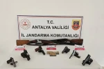 Jandarmadan silah kaçakçılığı operasyonu 