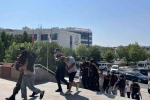 Kadın kıyafeti giydirerek şantaj yapan 6 zanlı tutuklandı 