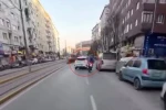 "Kamera çekiyor mu" dedikten saniyeler sonra kaza yaptı 