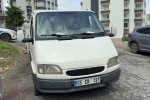 Kamyonet ticari taksiye çarptı: 1 yaralı