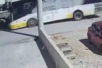 Karaman’da yolcu otobüsüyle motokurye çarpıştı: 1 yaralı 