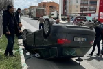 Karapınar’da kontrolden çıkan otomobilin takla atmasıyla 2 kişi yaralandı