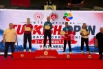 Karateci Naz Kayadere’den altın madalya 