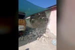 Kayseri’deki depremde bazı evlerde hasar oluştu