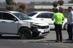 Kilis’te iki otomobil çarpıştı: 1 yaralı