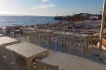 Kınalıada’da kıyı işgali gerginliği: Resmi uyarılara rağmen masa ve sandalyeler yeniden konuldu