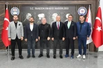 Konyaspor heyeti Trabzon’da sıcak karşılandı