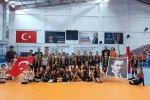 Köyceğizli minikler voleybolda şampiyon oldu 