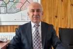 Kütahya’da Doç. Dr. Hasan Basri Karayel’e uluslararası onur