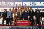 Manavgat’ta başpehlivanlık kemeri Feyzullah Aktürk’ün 