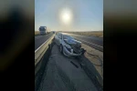 Mardin’de otomobil bariyerlere çarptı: 1 yaralı 