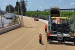 Mersin’de 4 mahallenin ortak kullandığı yol yenilendi