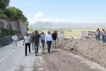 Mimarsinan mahallesinde çöken istinat duvarında inceleme yapıldı 