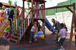 Miniklerin yüzü yenilenen oyun parkıyla güldü 