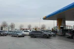 Motorin ve benzine zam gelecek! Konya’daki istasyonlarda yoğunluk yaşanıyor