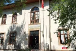 Muğla Halk Kütüphanesi güçlendirme için tahliye ediliyor