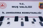 Muş’ta kaçak cep telefonu operasyonu