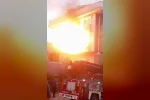 Mutfakta yangın çıktı, doğalgaz bomba gibi patladı