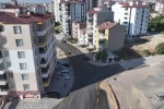 Niğde’de altyapısı tamamlanan bölgelerde asfalt çalışmaları sürüyor