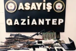 Nitelikli dolandırıcılık operasyonunda 25 ruhsatsız silah ele geçirildi
