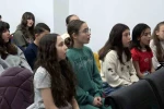 Öğrenciler çoksesli koroda yeteneklerini keşfediyor 