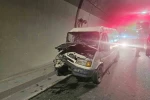 Osmangazi Tüneli içindeki trafik kazasında, 1’ağır 3 kişi yaralandı