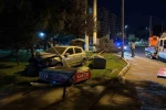 Otomobil parka daldı, ortalık savaş alanına döndü