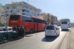 Otomobil yolcu otobüsüne çarptı: 1 yaralı