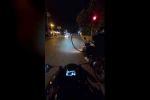 Otomobilin duvara çakıldığı anlar kask kamerasında 