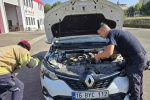 Otomobilin motorunda ilçe ilçe gezdi 