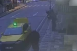 Özbek kadının öldürüldüğü olaya ilişkin yeni görüntüler ortaya çıktı, taksiye böyle binmişler 