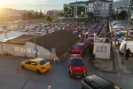 (Özel) Bursa’da A Milli Takım coşkusu sokaklara taştı, 250 araçlık konvoy kenti turladı