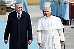 Papa 14. Leo'yu Cumhurbaşkanı Erdoğan karşıladı