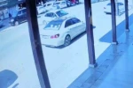 Park halindeki araçlara çarpan alkollü sürücüye 50 bin lira ceza 