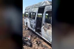 Park halindeki minibüs alev aldı
