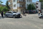 Pikap ile otomobil çarpıştı: 1 yaralı