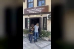 Polise yakalanmamak için saçını kazıttı, yine kaçamadı