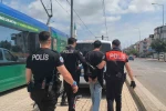 Polisi görünce kaçmak istedi, 34 dosyadan 23 yıl hapis cezası ile arandığı ortaya çıktı 