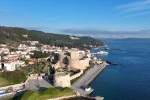 Sarı kule, Çanakkale Boğazı’na giren düşman gemilerini beyaz flama ile bildiriyordu 