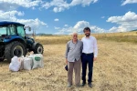 Sarıkamış Müftüsü Divani, tarlada çalışan çiftçilerle buluştu