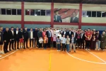 Sason’da yoğun ilgi gören voleybol halk turnuvası final maçıyla sona erdi 