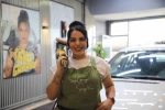 Sekreter olarak başladığı oto kaplama sektöründe kendi işinin patronu oldu
