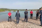 Serinlemek için Aksu Çayı’na giren 3 gençten biri akıntıya kapılarak kayboldu 